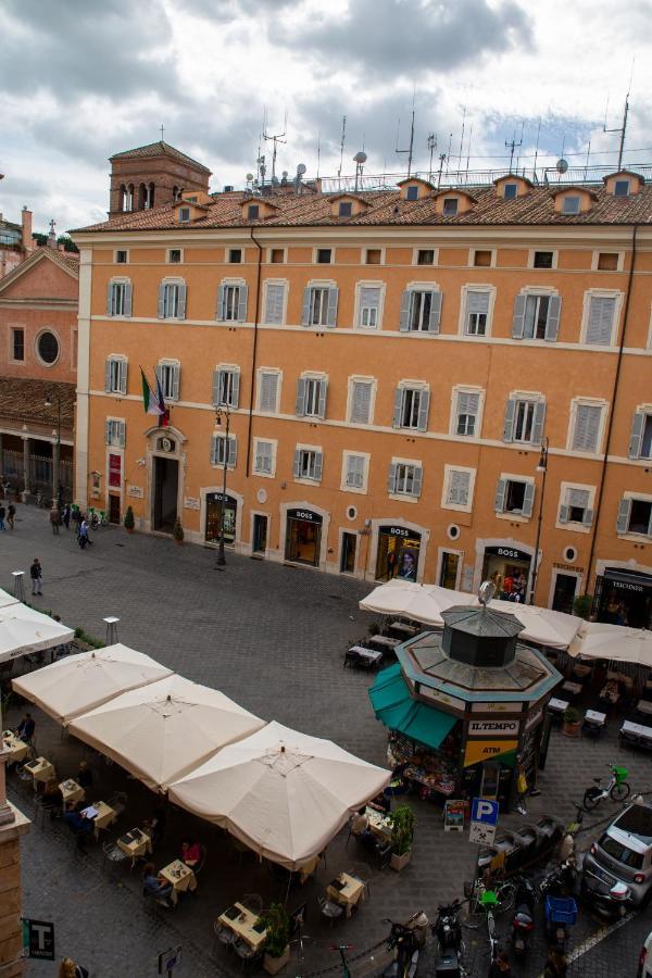 Relais San Lorenzo In Lucina Rome Exterior photo