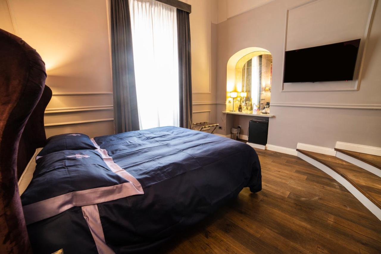 Relais San Lorenzo In Lucina Rome Exterior photo