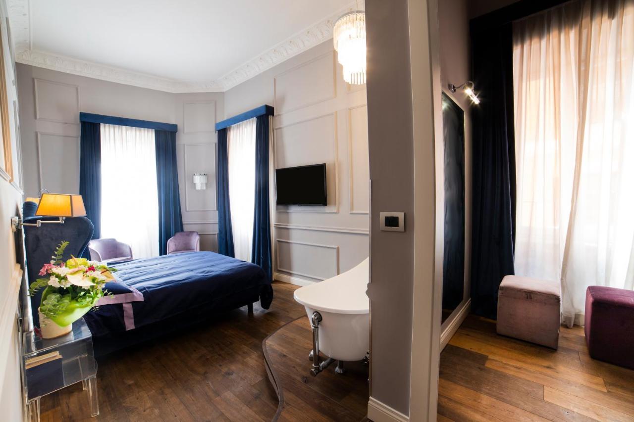 Relais San Lorenzo In Lucina Rome Exterior photo